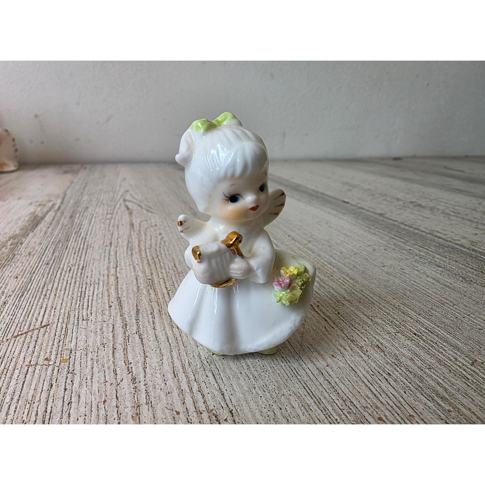 Vintage napco ceramic Angel mini figurine cherub harp spaghetti Xmas decor